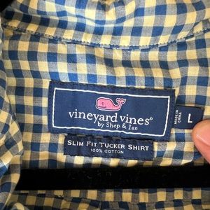 Vineyard vines blue/yellow tucker shirt